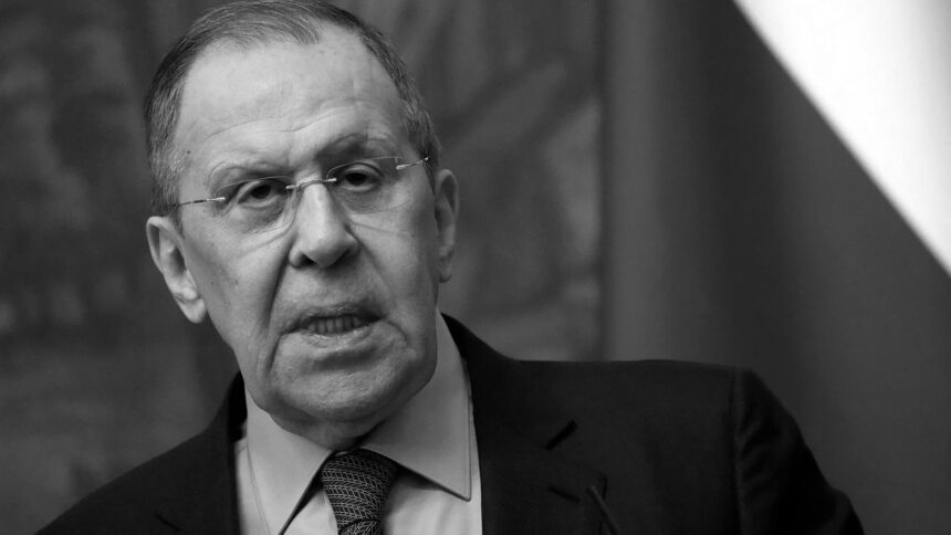 Lavrov ha parlato direttamente agli occidentali ma nessuno è in ascolto: è ormai riverenza verso l’autorità