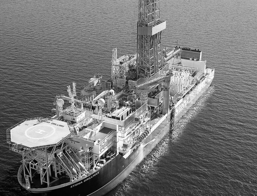 israel_drill_ship Israele attacca Gaza in previsione della possibile guerra con Hezbollah sul gas dei giacimenti contestati